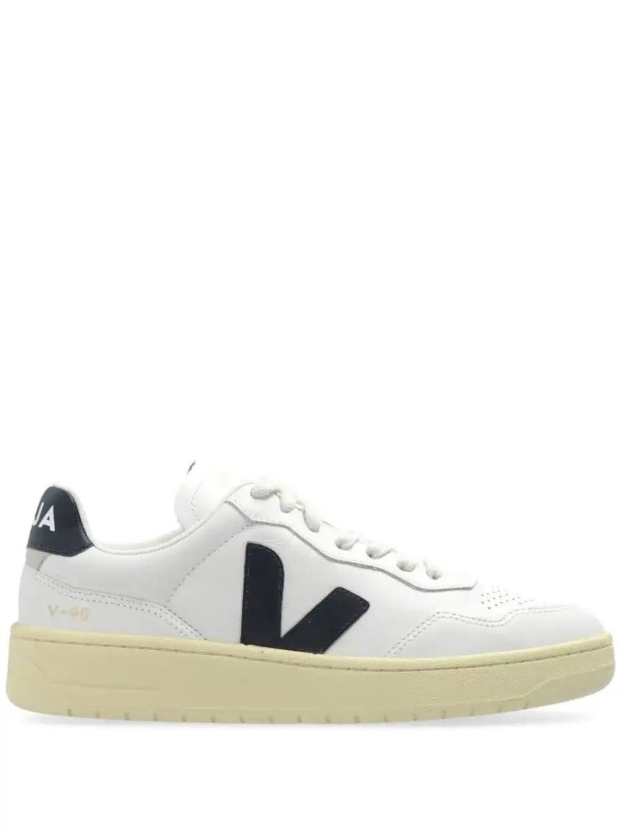 V90 Chromefree leather sneakers