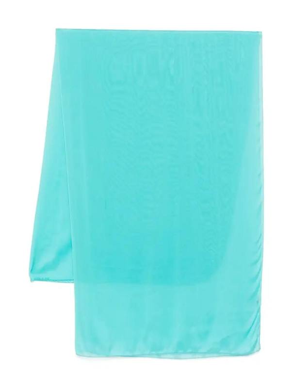 Chic scarf