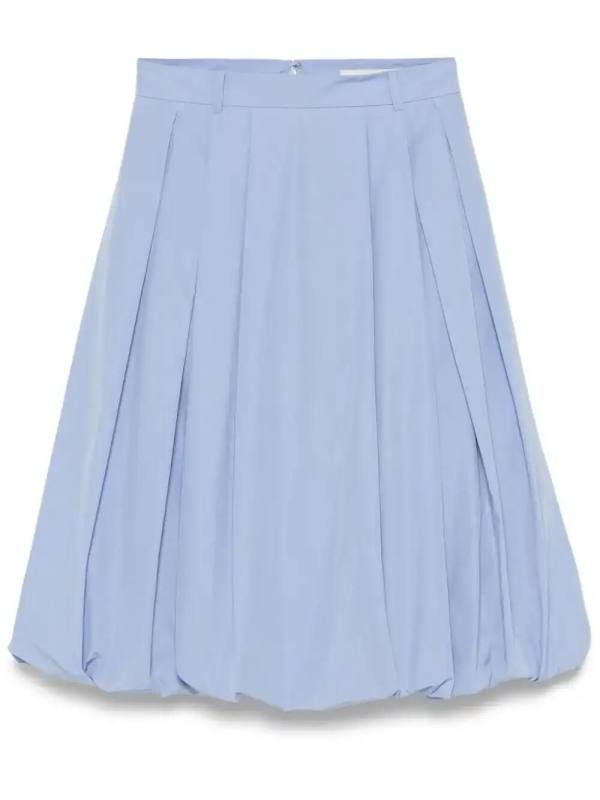 pleated skirt