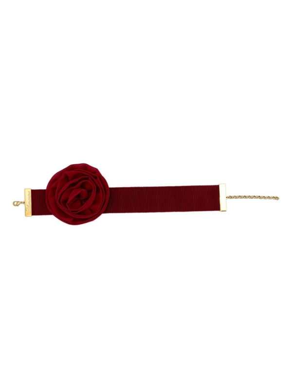 rose-brooch choker necklace