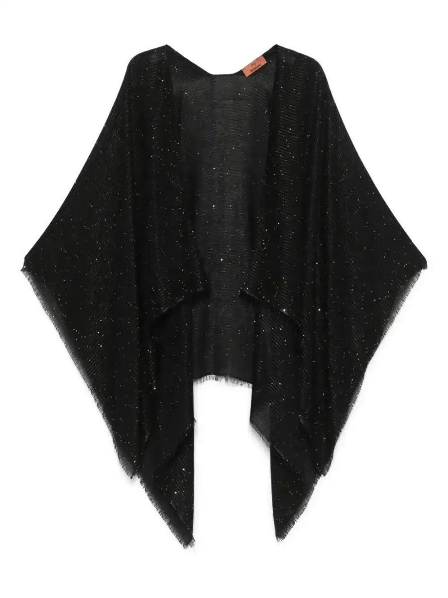 zigzag-woven cape