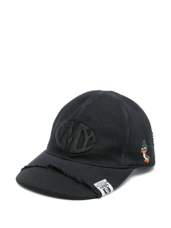crushed-detail cap