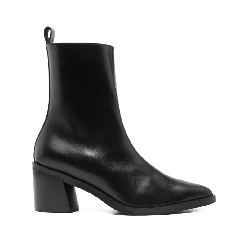 Poeve 70mm Leather Pointed-toe Bootss