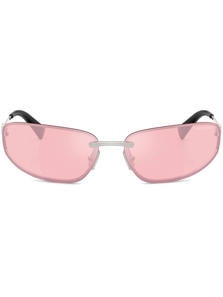 cat-eye glasses