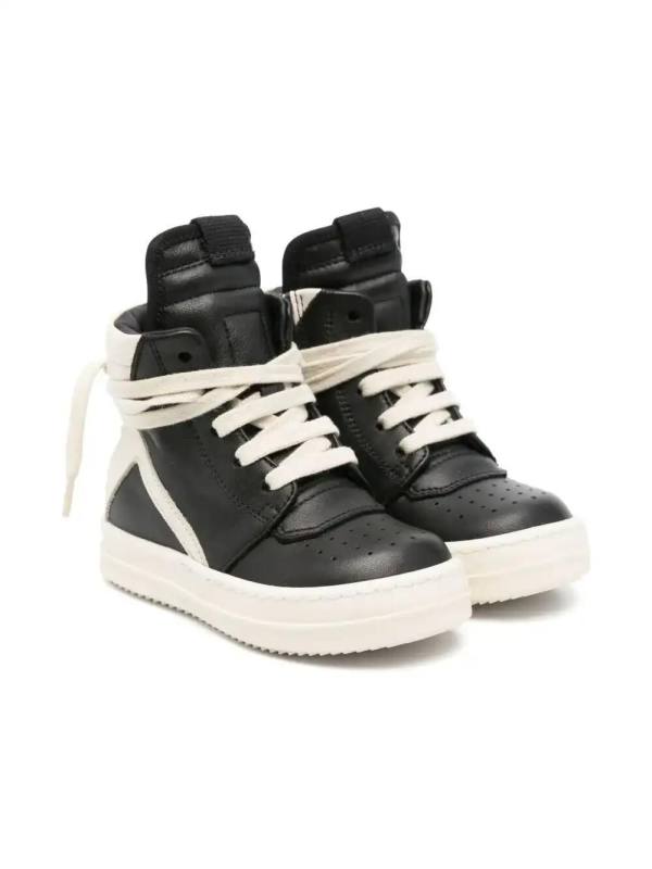Baby Geo trainers