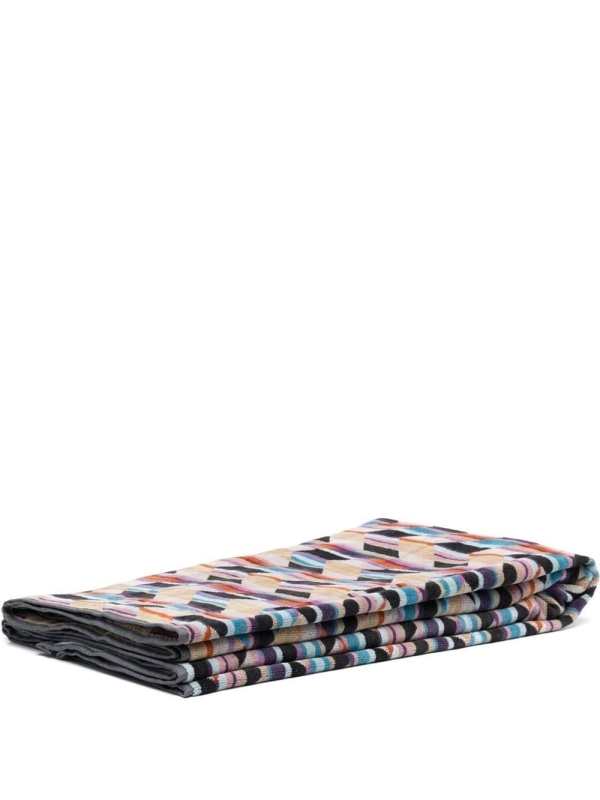 all-over geometric-print beach towel