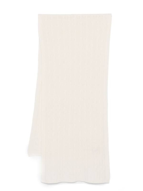 cable-knit scarf