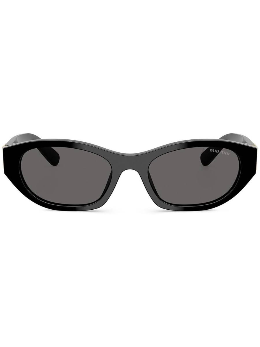 oval-frame sunglasses
