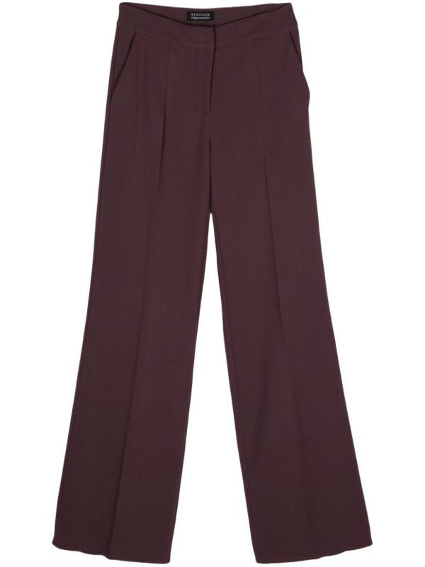 straight-leg trousers