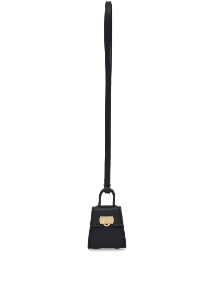 Gancini plaque leather purs