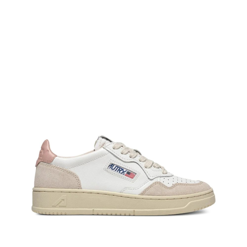 Autry Medalist Low "White/Powder" Sneakers