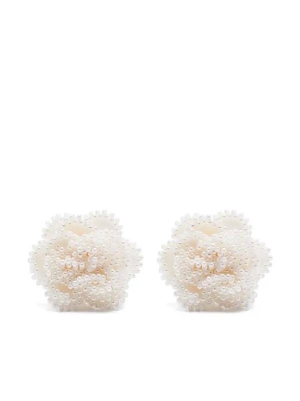 Rose Des Vents clip-on earrings