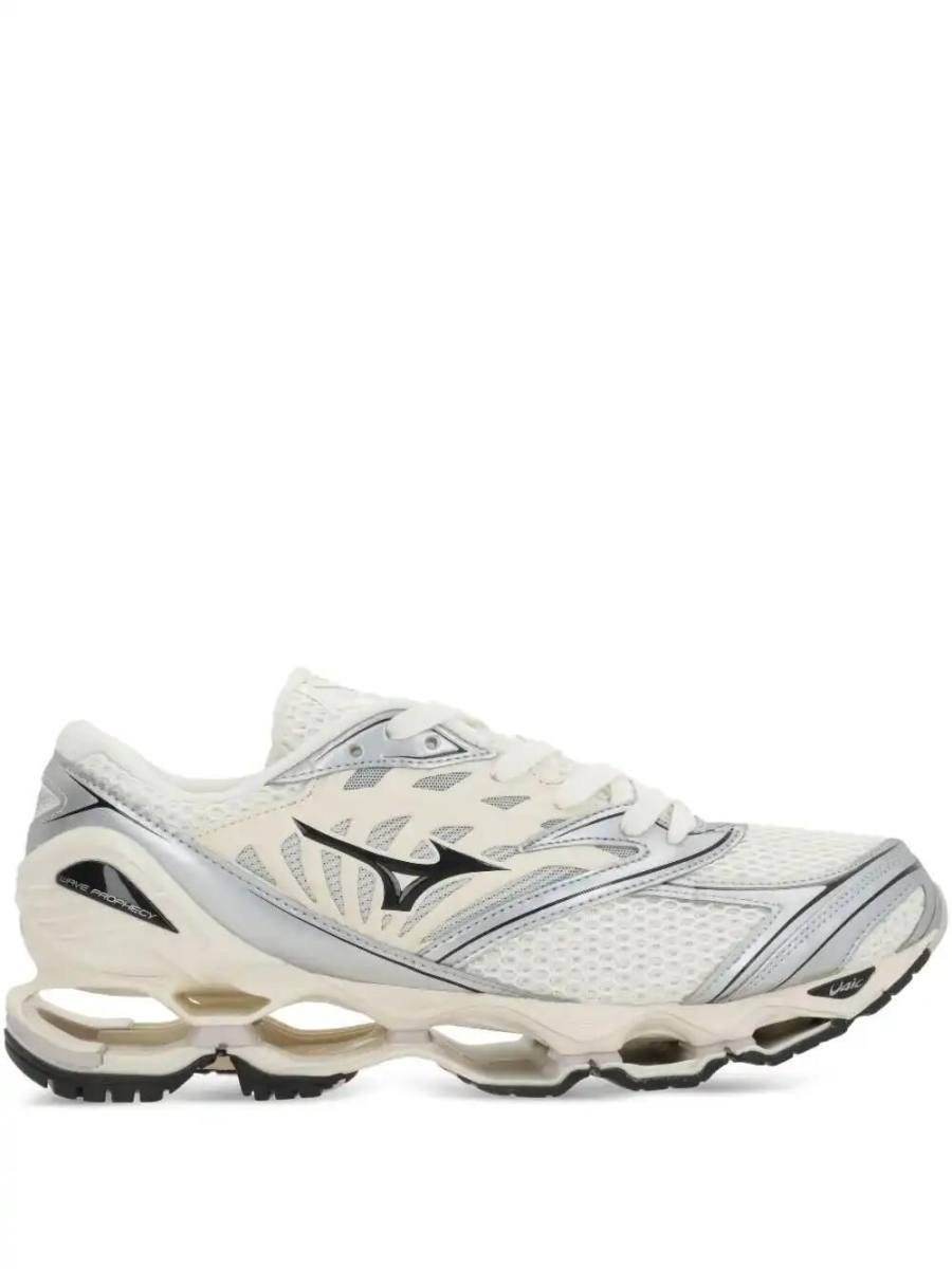 Wave Prophecy trainers