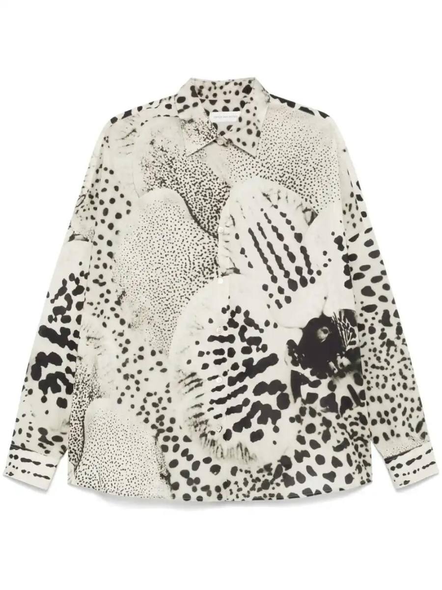 animal-print shirt