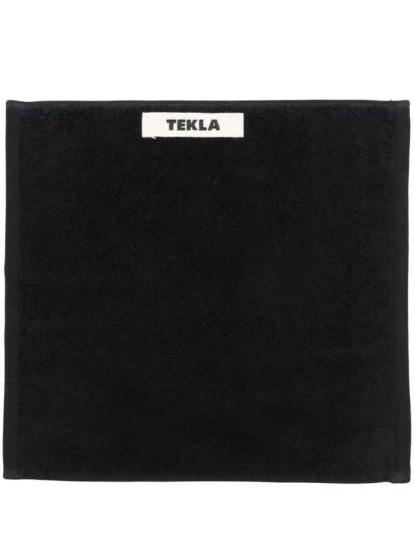 organic-cotton face towel (30cm x 30cm)