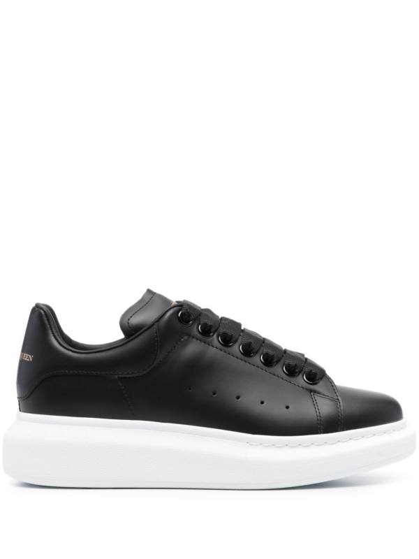 Oversized sneakers