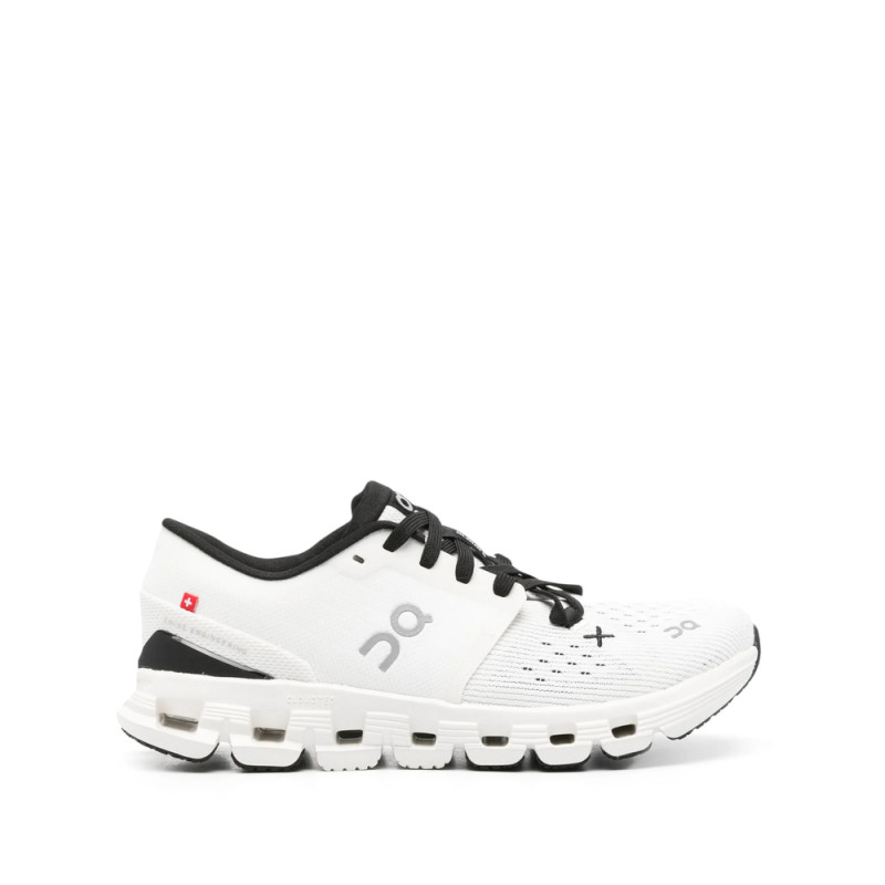 On Running Cloud X 4 Sneakers