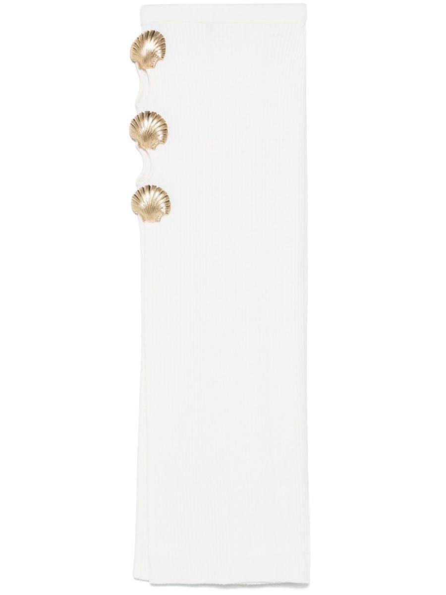 shell-brooch skirt