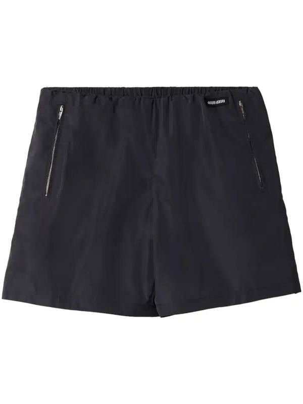 wide-leg bermuda shorts