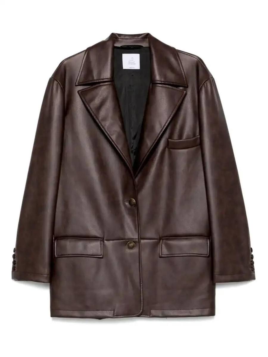 Asia coat