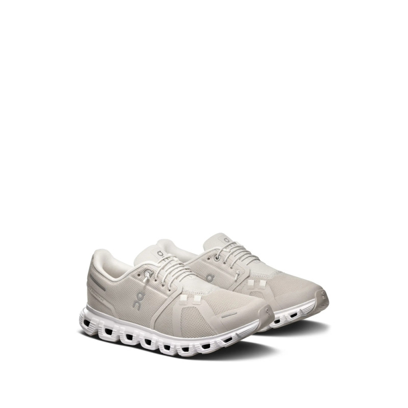 On Running Cloud 6 Sneakers