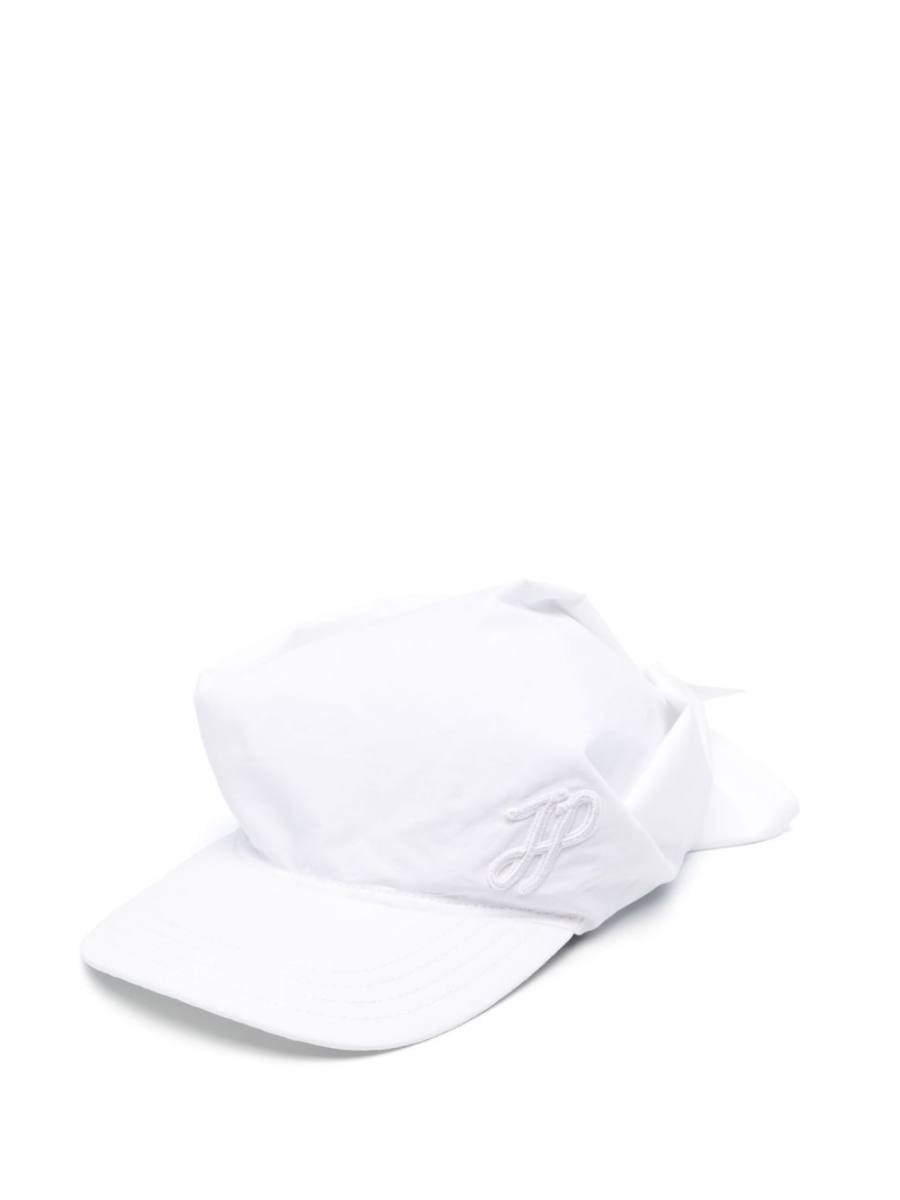 logo-embroidered cap