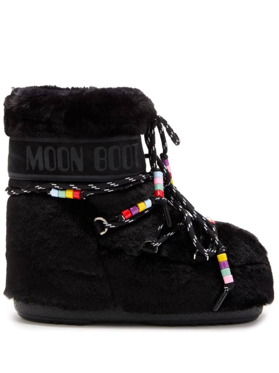 Icon bead-detailing boots