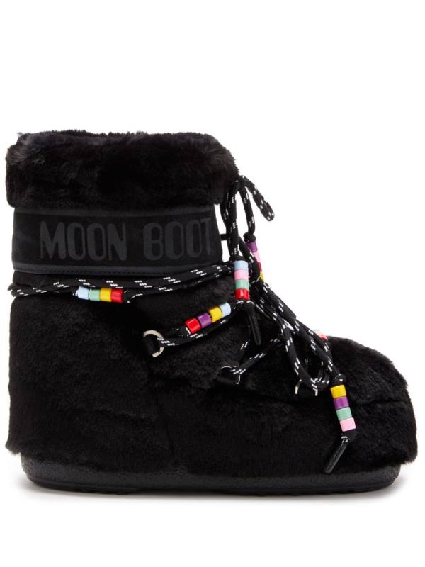 Icon bead-detailing boots