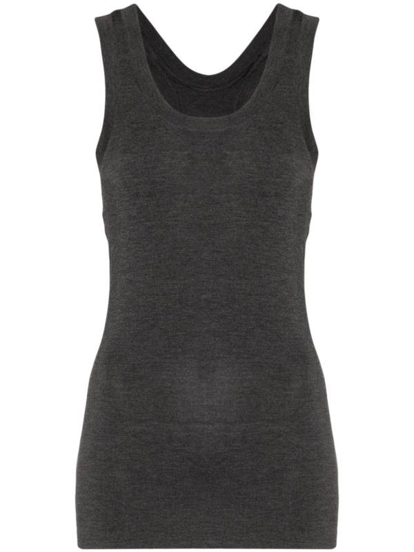sleeveless tank top