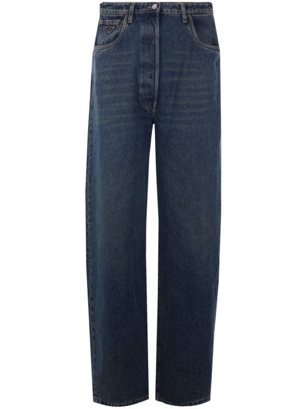 high-waisted jeans