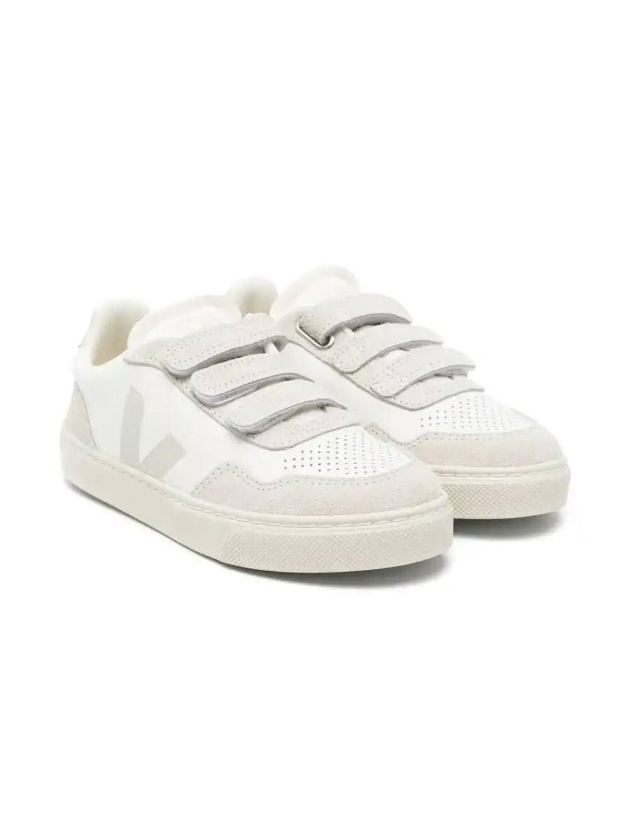 V-90 sneakers