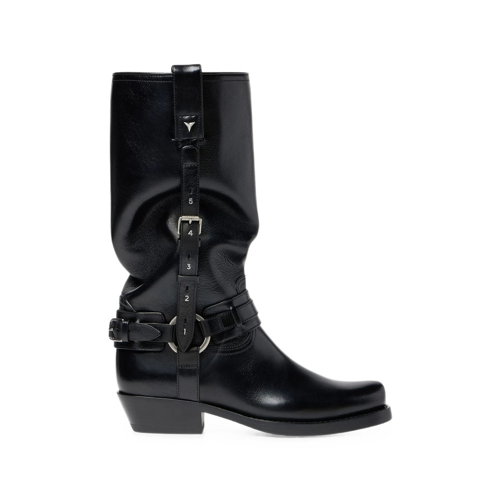 Fendi Count Buckled Leather Boots