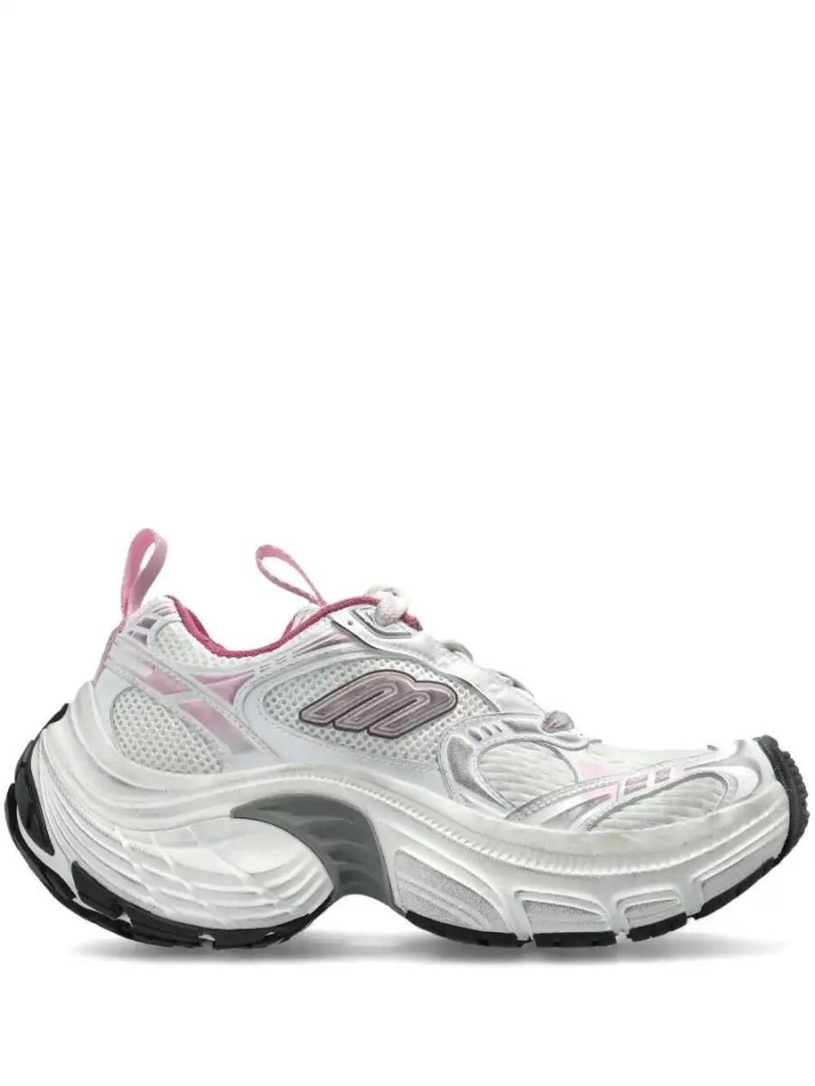 6XL sneakers