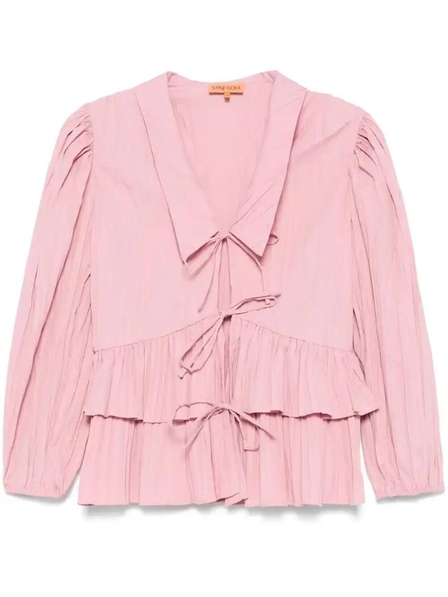 balloon-sleeve blouse