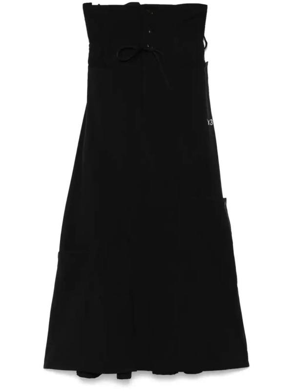 high-waisted skirt