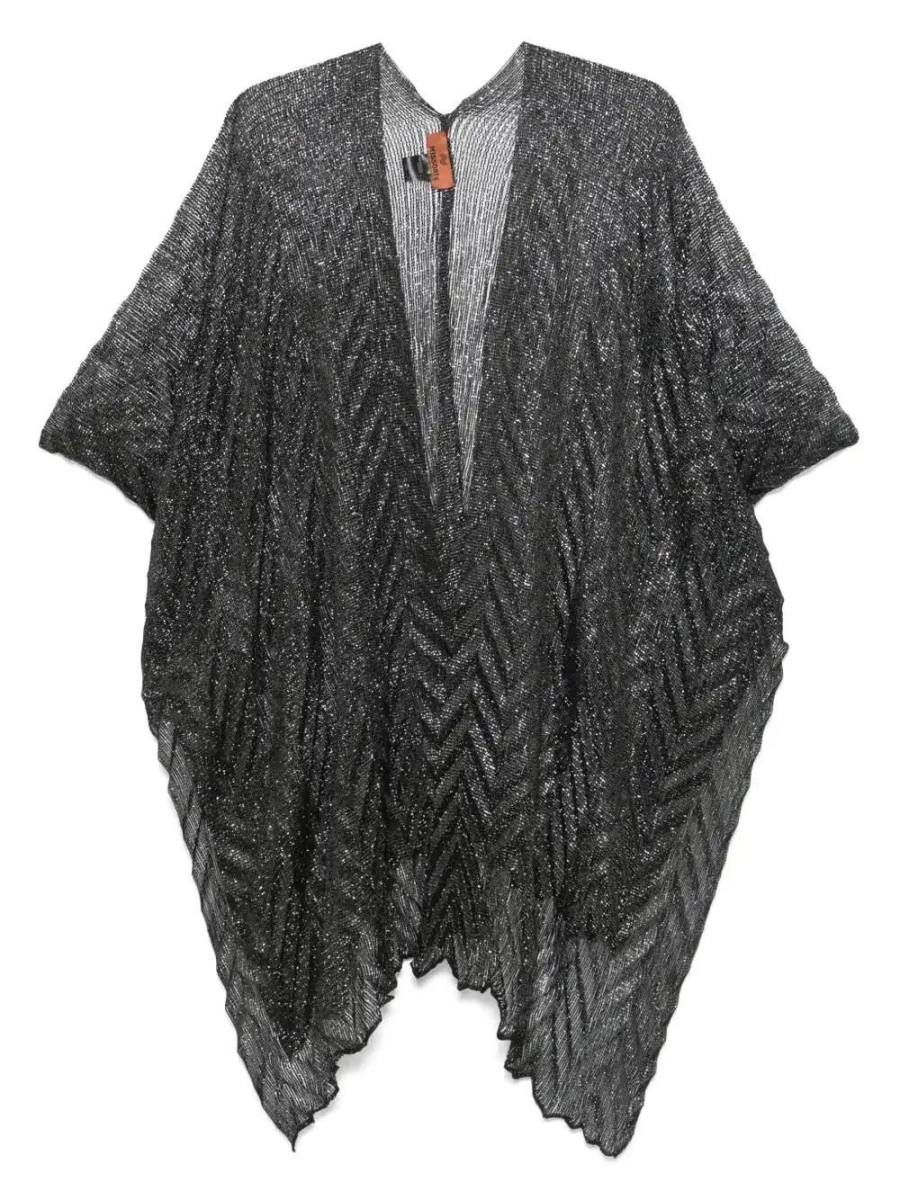 zigzag-woven cape