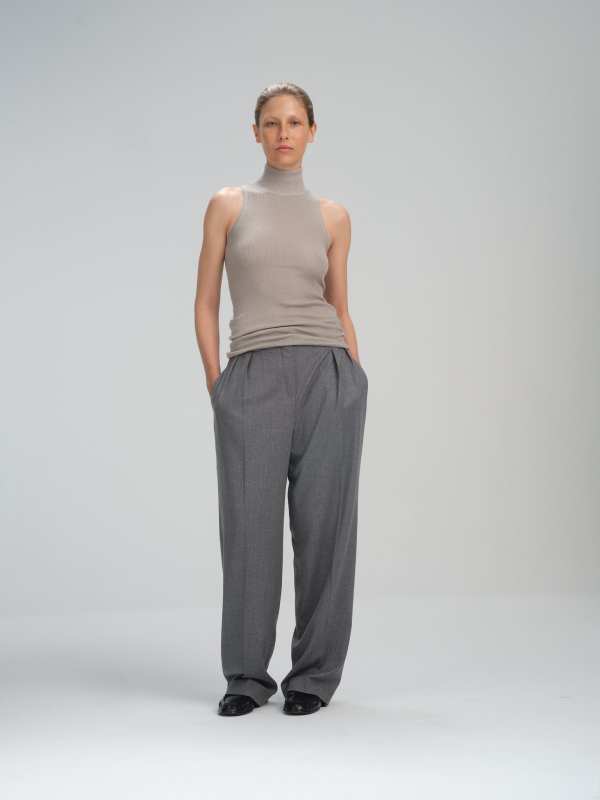 NAMI Second Skin Turtleneck in Pale Grey