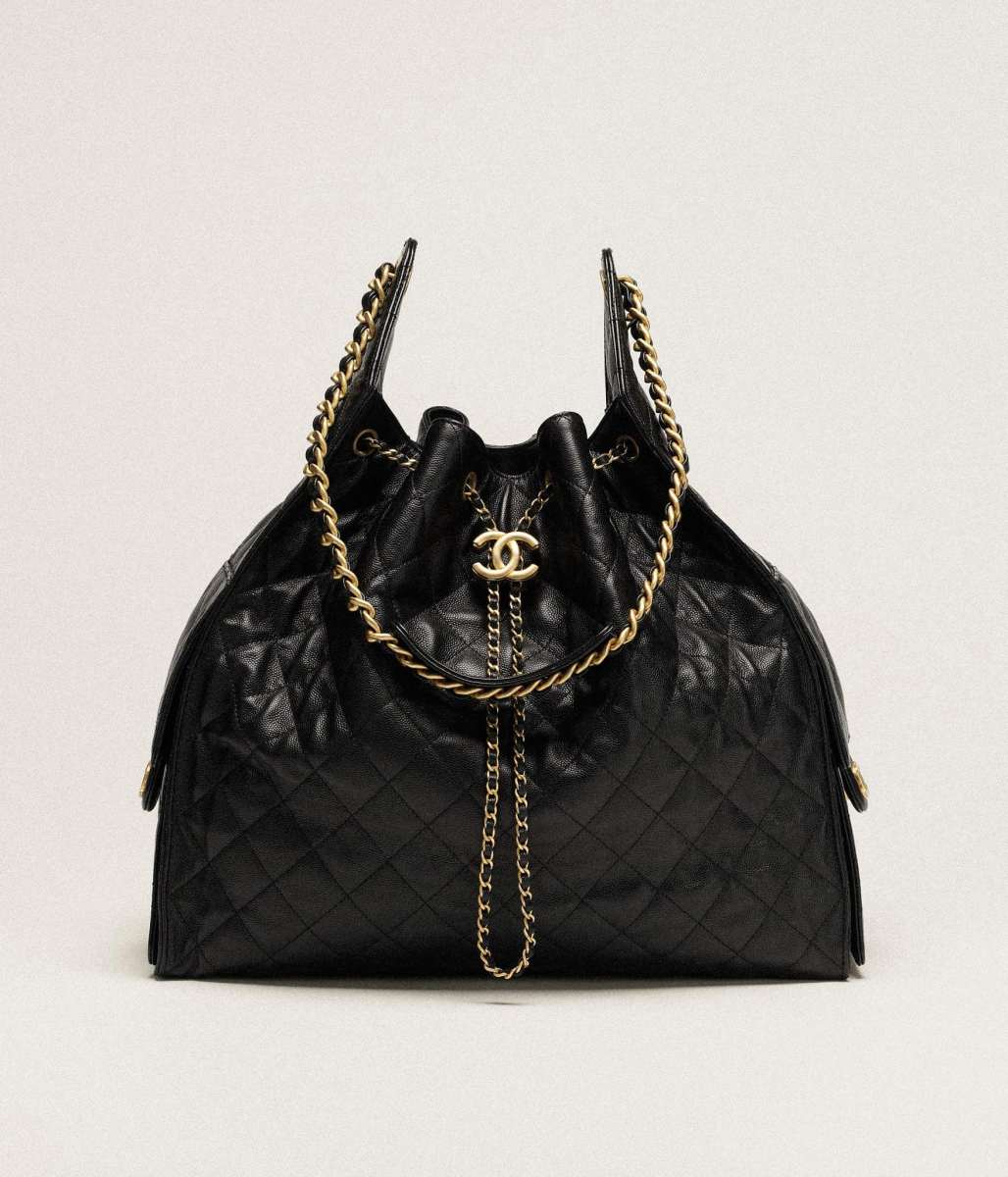 CHANEL 25 Large Handbag