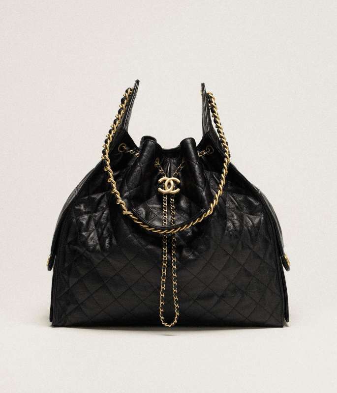 CHANEL 25 Large Handbag