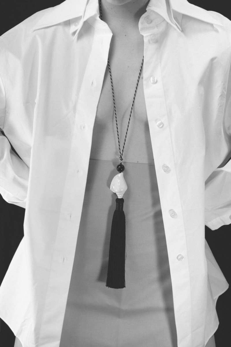 MANA BY EZGI x CARINA NICKLAS SHELL TASSEL NECKLACE .02 - WHITE
