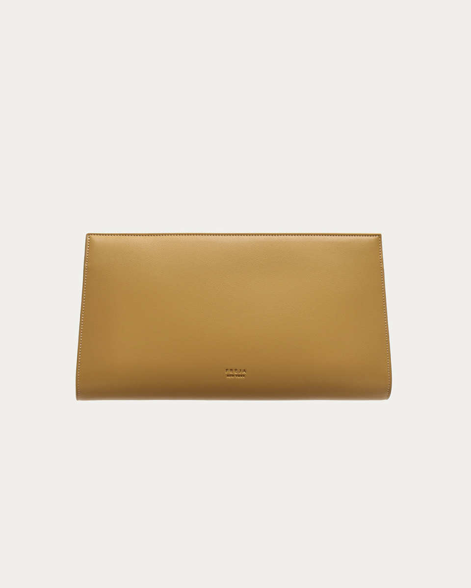 Freja Slim Clutch Cashew