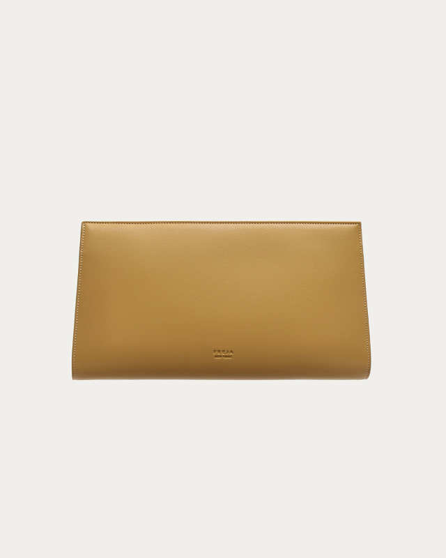 Freja Slim Clutch Cashew