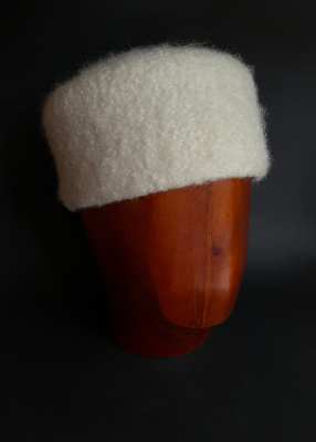 THE MODEST THE WOOL ŠUBARA, SHORT
