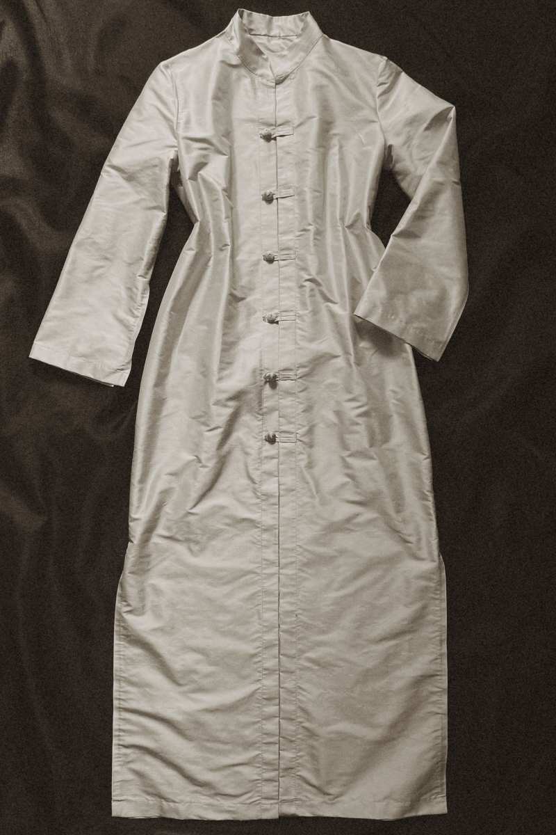 THE MODEST MIMIA COAT DRESS