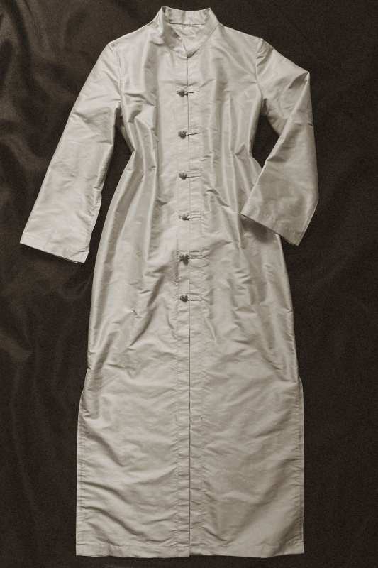 THE MODEST MIMIA COAT DRESS