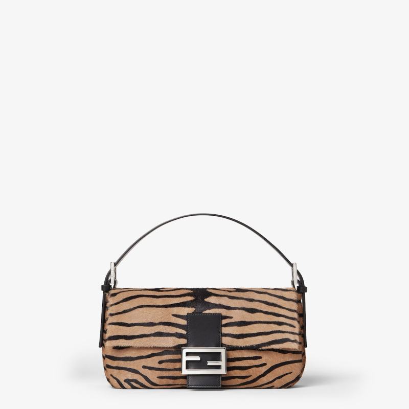 Fendi Baguette® 26424 Tiger