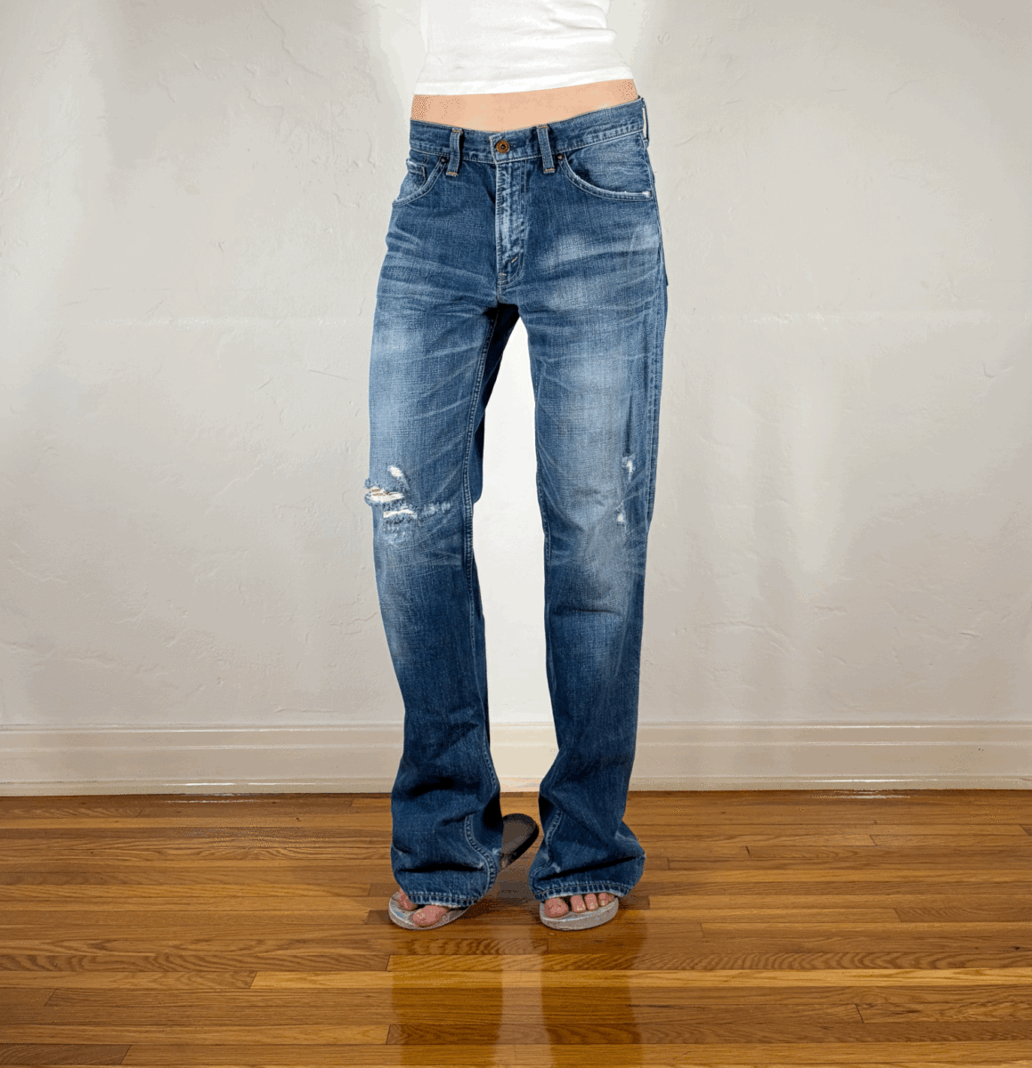 BLUEYDENIM Levi Classic Vintage Distressed Jeans