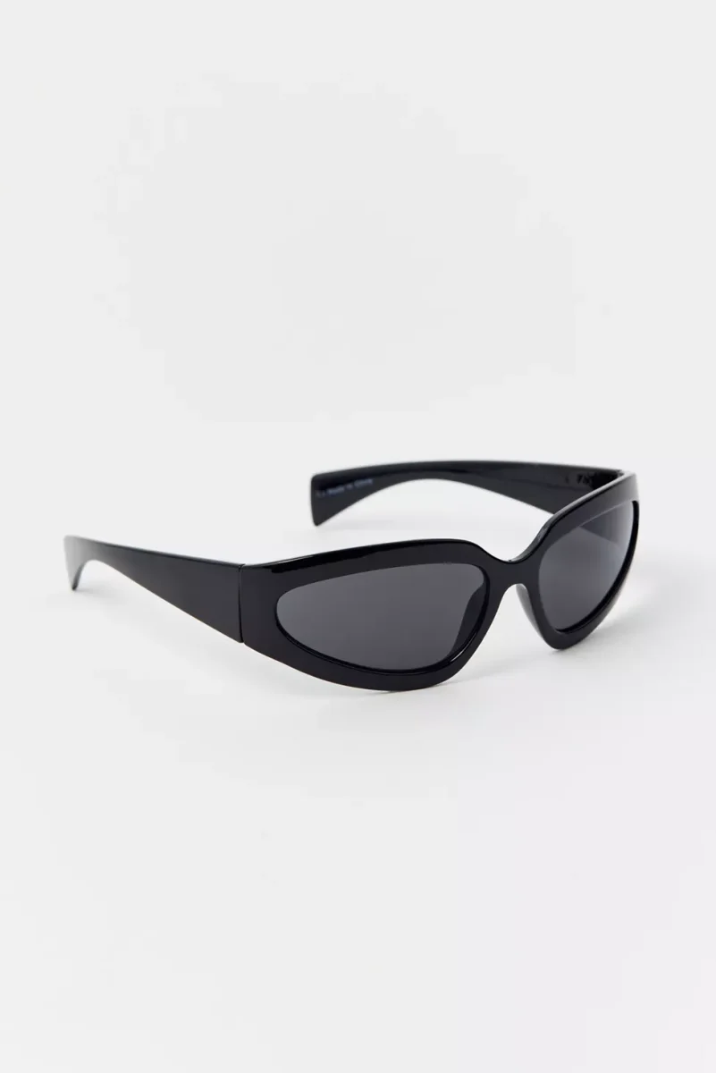 Urban Outfitters Echo Chunky Bug Sunglasses