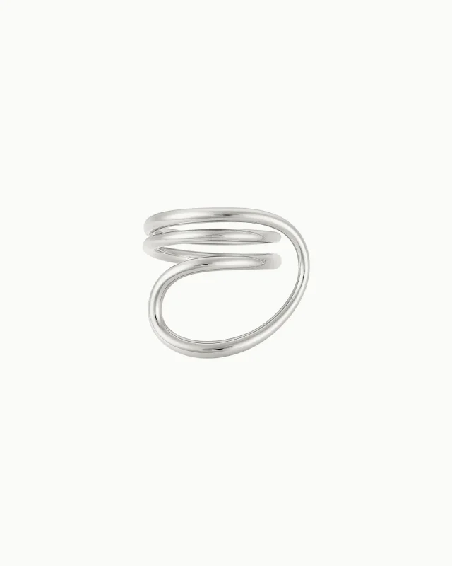 Charlotte Chesnais Petit Round Trip Ring