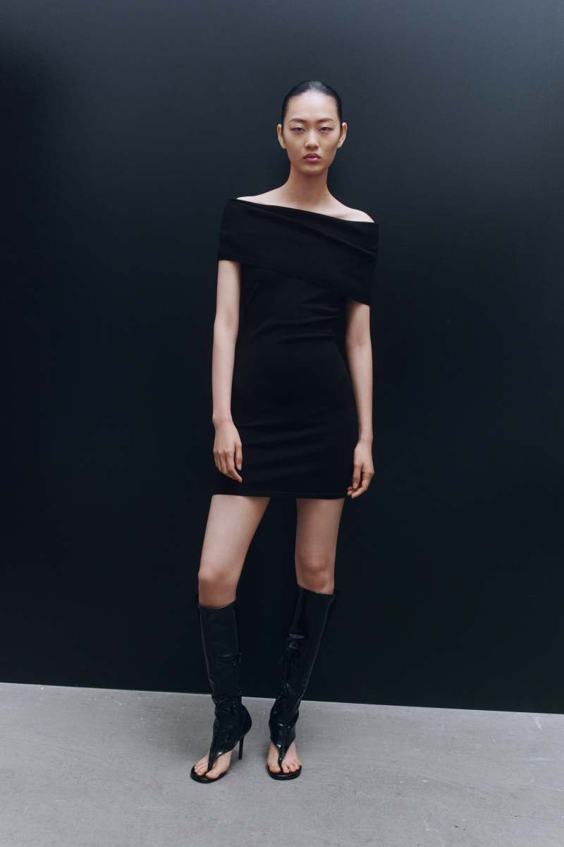 H&M Fine-Knit Off-the-Shoulder Dress